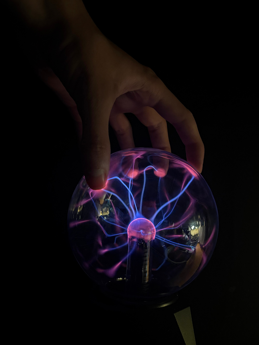 PlaZmo™ – Lampka Plazmowa z efektem dotyku i światła